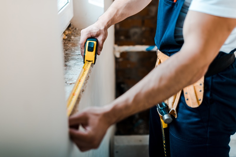 Handyman, Handyman Bill Can, Hiring a Professional Can Save Time and Money