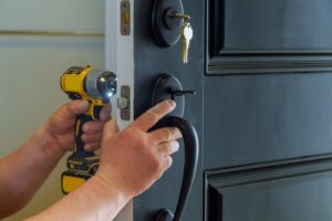 Handyman Kansas City, KS Handyman Bill Can Expert Handyman AdobeStock_203780441