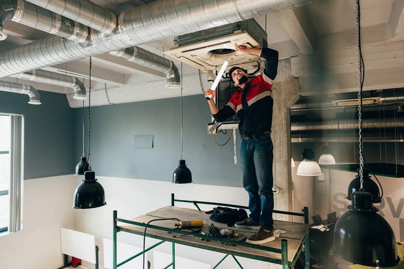Commercial Handyman, Handyman Bill Can Kansas City, Keeps Your Business Running SmoothlyAdobeStock_1496807471