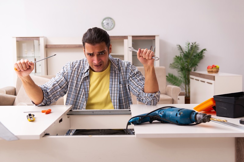 Handyman Services, Handyman Bill Can Kansas City, The Top 5 Reasons to Choose Handyman Services Over DIY RepairsAdobeStock_387895368
